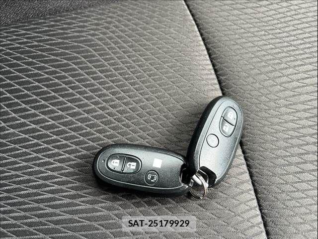 Suzuki SOLIO 2012-01 8337921-26