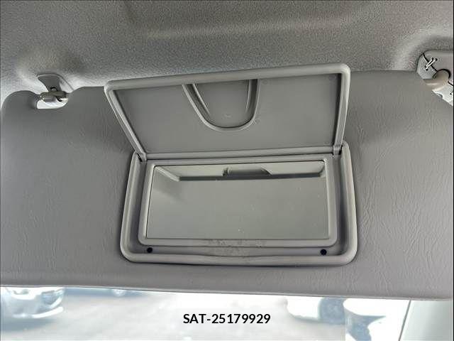 Suzuki SOLIO 2012-01 8337921-29