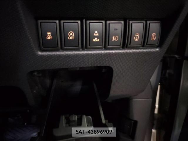 Suzuki SOLIO 2014-04 8368759-12