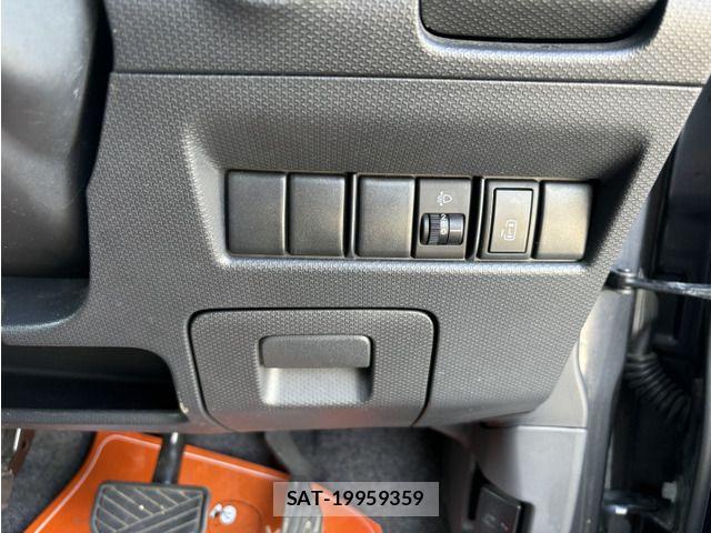 Suzuki SOLIO 2013-08 8563570-7