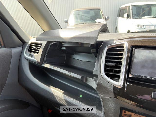 Suzuki SOLIO 2013-08 8563570-8
