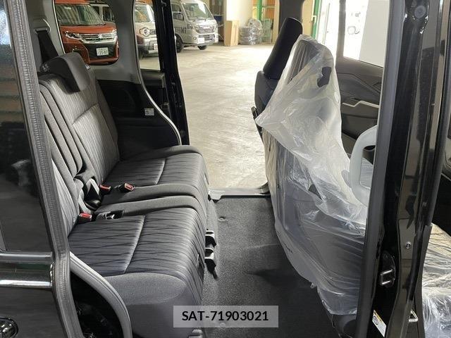 Suzuki SOLIO 2026-09 8831657-11