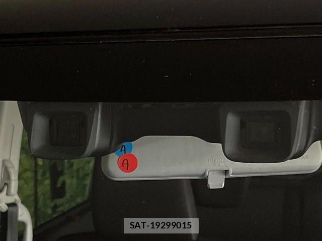 Suzuki SOLIO BANDIT 2018-02 2033588-2