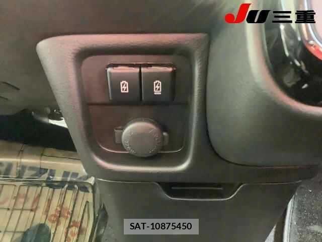 Suzuki SOLIO BANDIT 2025-01 3068348-18