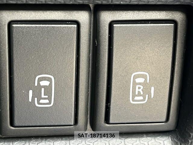 Suzuki SOLIO BANDIT 2013-05 3387624-17