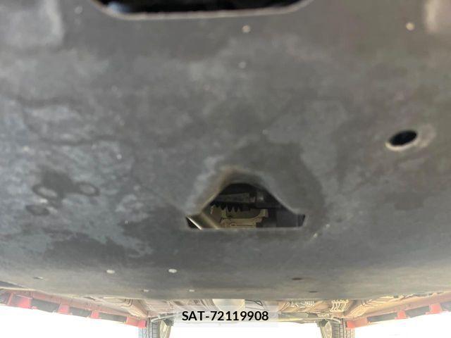 Suzuki SOLIO BANDIT 2015-08 6912885-18