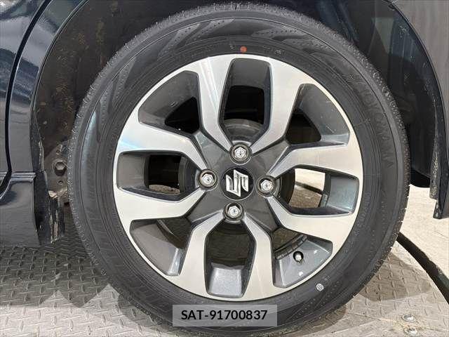 Suzuki SOLIO BANDIT 2017-01 7215540-27