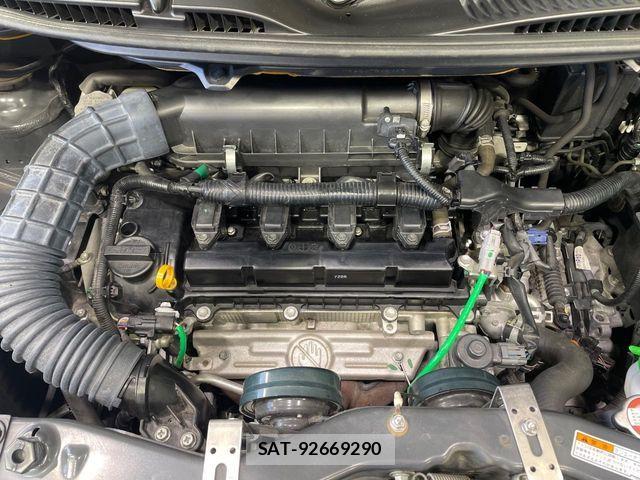 Suzuki SOLIO BANDIT 2018-01 7252361-17