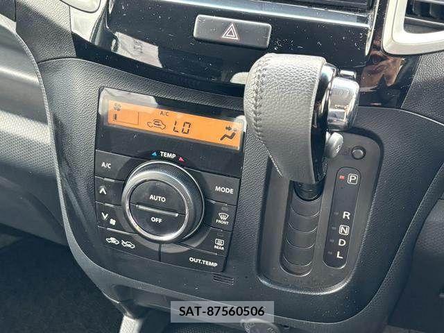 Suzuki SOLIO BANDIT 2014-01 7457900-11