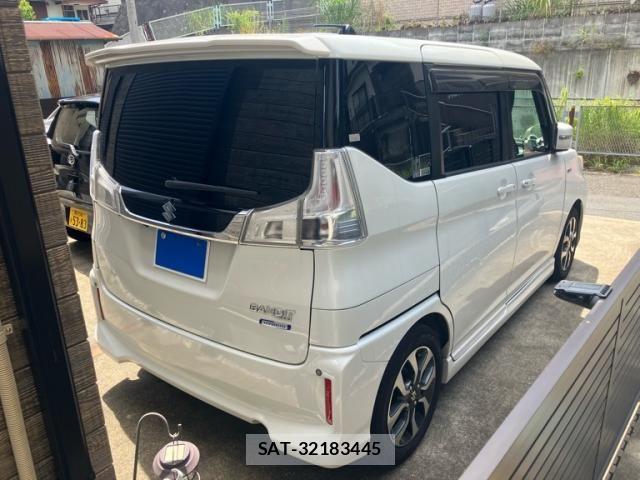 Suzuki SOLIO BANDIT 2015-11 8038344-6