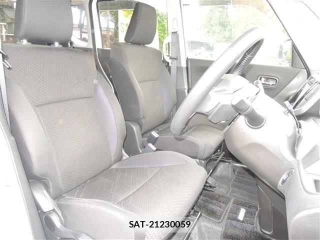 Suzuki SOLIO BANDIT 2018-10 8101940-17