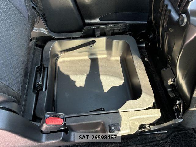 Suzuki SOLIO BANDIT 2019-04 7225239-17