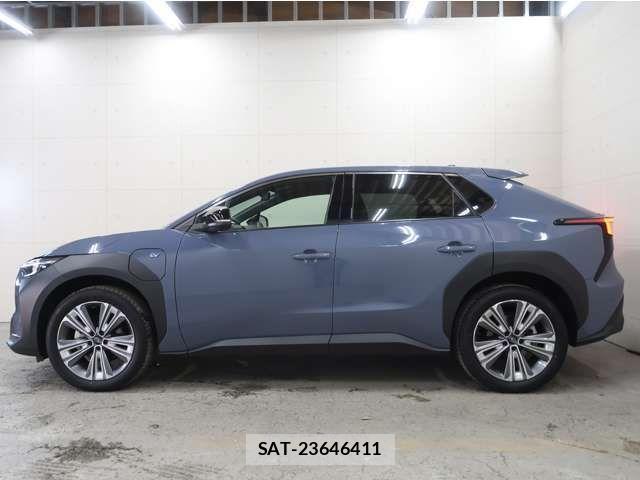 Subaru Solterra 2022-04 4111533-10