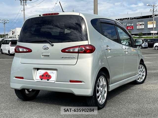 Daihatsu SONICA 2008-07 8831672-2