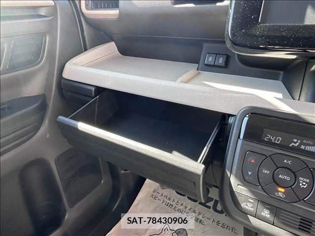Suzuki SPACIA 1993-11 1333318-17