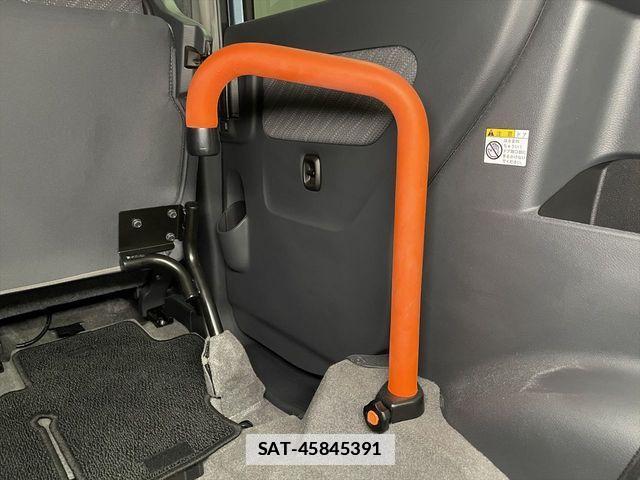 Suzuki SPACIA 2016-03 1381836-8