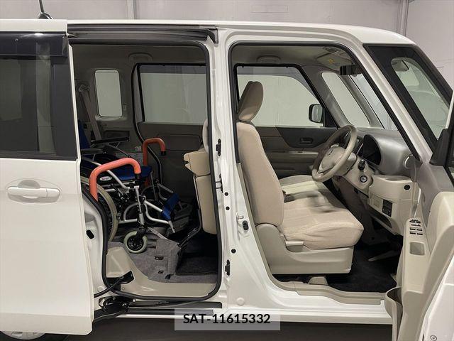 Suzuki SPACIA 2016-11 3683922-12
