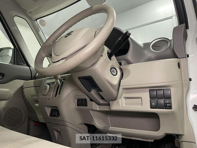 Suzuki SPACIA 2016-11 3683922-18