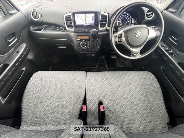 Suzuki SPACIA 2017-10 6219780-1
