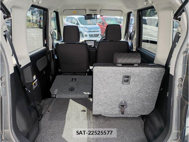 Suzuki SPACIA 2017-02 6614925-21