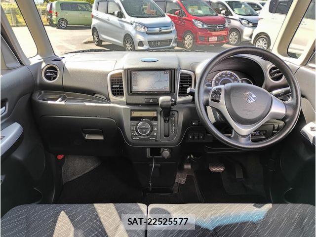 Suzuki SPACIA 2017-02 6614925-6