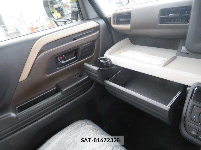 Suzuki SPACIA 2025-12 6614912-14