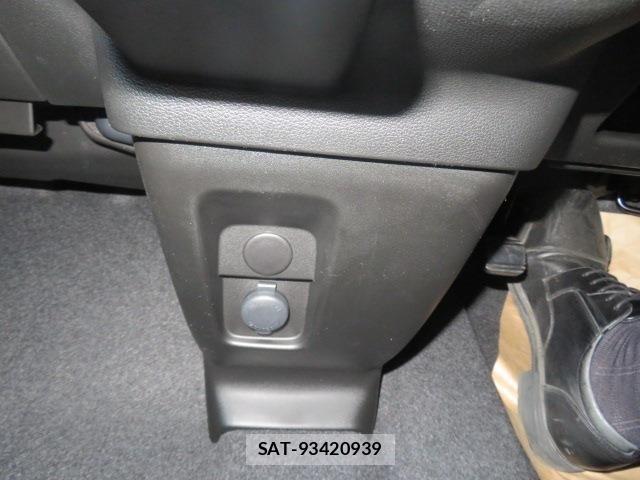 Suzuki SPACIA 2025-12 6614910-22