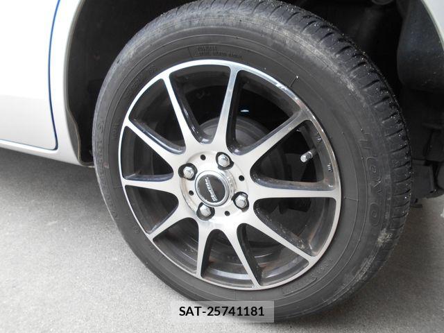 Suzuki SPACIA 2015-07 6642582-17