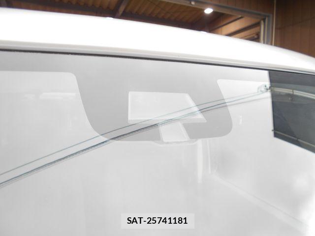 Suzuki SPACIA 2015-07 6642582-19