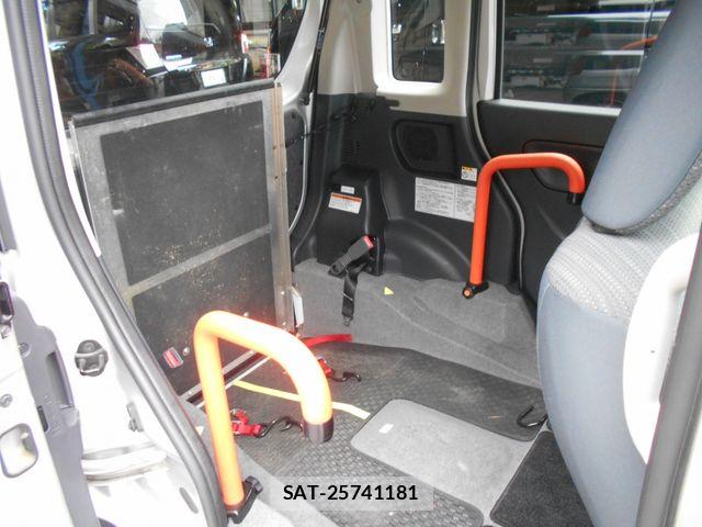 Suzuki SPACIA 2015-07 6642582-8