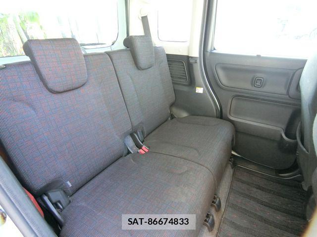 Suzuki SPACIA 2018-04 6673701-11