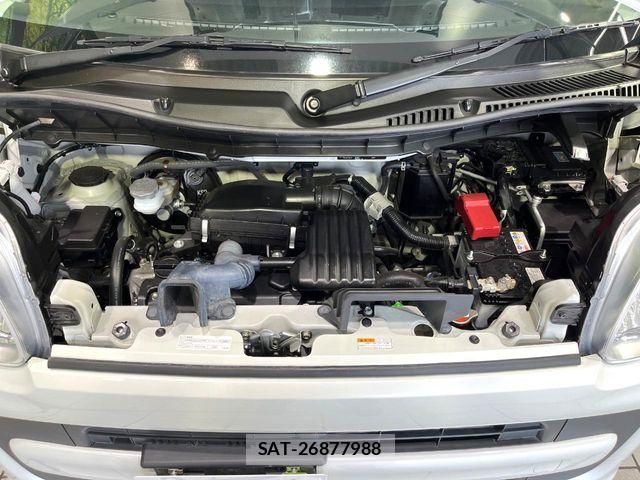 Suzuki SPACIA 2023-07 6673694-17