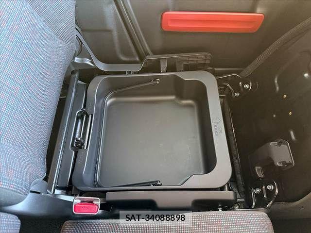 Suzuki SPACIA 2021-08 6678147-27