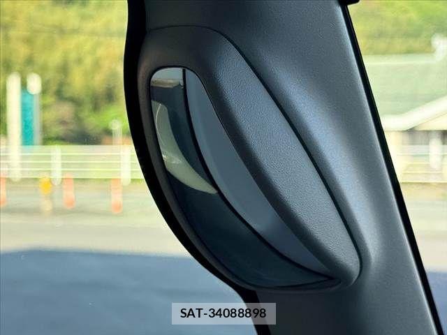 Suzuki SPACIA 2021-08 6678147-28