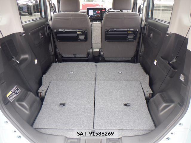 Suzuki SPACIA 2024-05 6717327-26