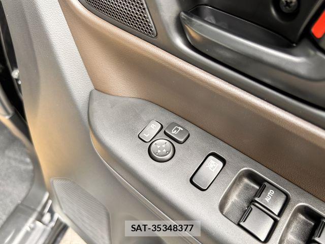 Suzuki SPACIA 2025-10 6753351-19