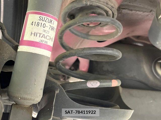 Suzuki SPACIA 2017-12 6753356-19