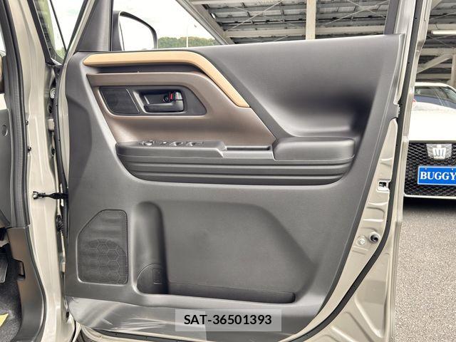 Suzuki SPACIA 2025-10 6753350-29