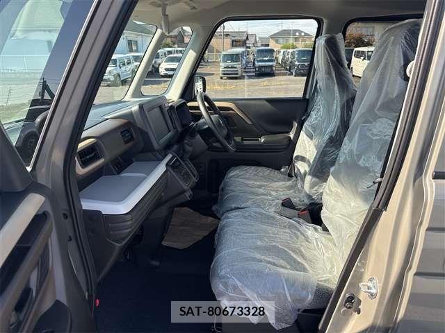 Suzuki SPACIA 2025-10 6912983-18