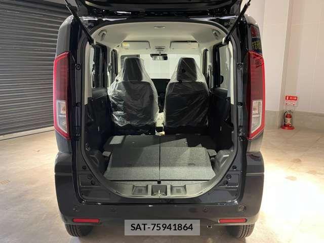 Suzuki SPACIA 2025-08 6913187-13