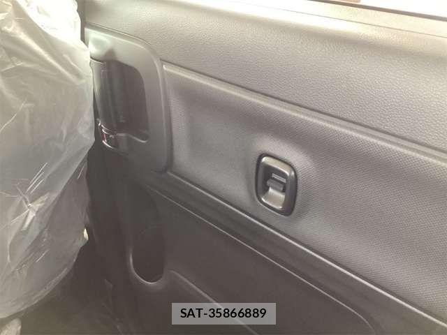 Suzuki SPACIA 2025-12 6913085-18