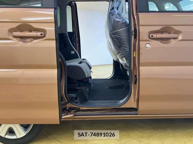 Suzuki SPACIA 2025-01 6912897-17
