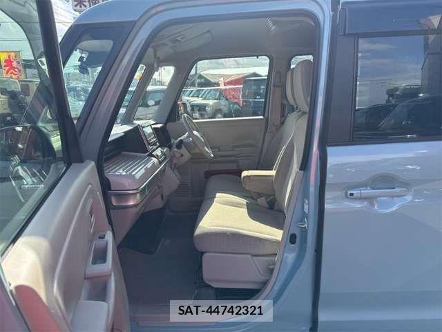 Suzuki SPACIA 2020-05 6913110-16