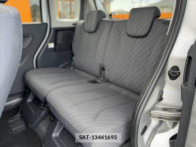Suzuki SPACIA 2016-02 6913159-17