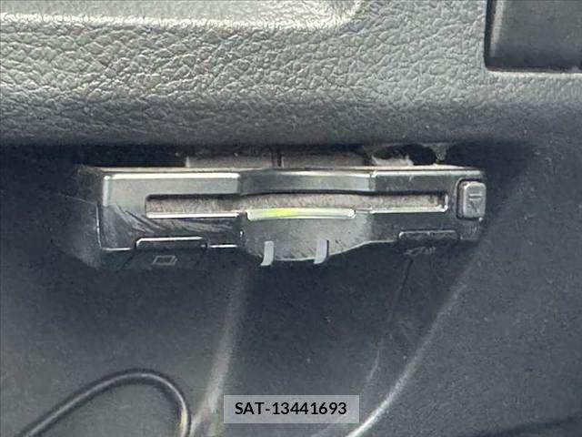Suzuki SPACIA 2016-02 6913159-27