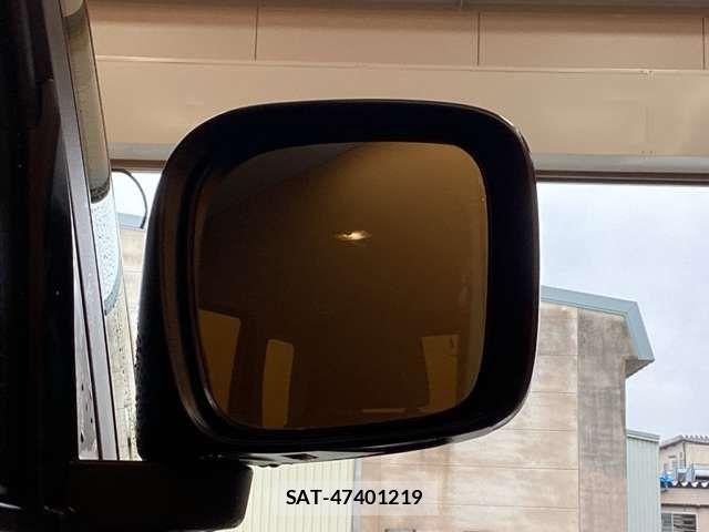 Suzuki SPACIA 2017-09 6913136-15