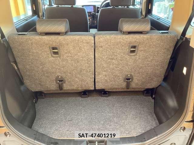 Suzuki SPACIA 2017-09 6913136-18