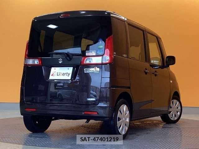 Suzuki SPACIA 2017-09 6913136-8