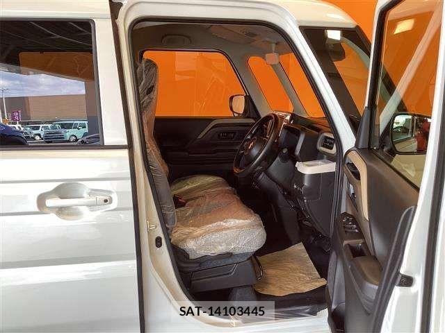 Suzuki SPACIA 2025-02 6912911-13