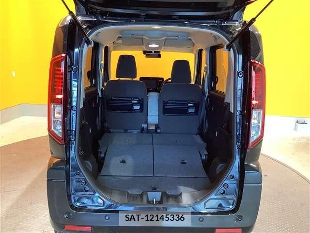 Suzuki SPACIA 2025-09 6912935-17